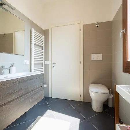 Cera Casa Margherita 公寓