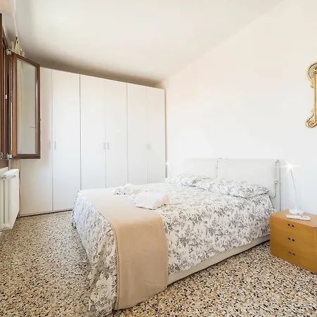 Ve.n.i.ce Cera Casa Margherita شقة *